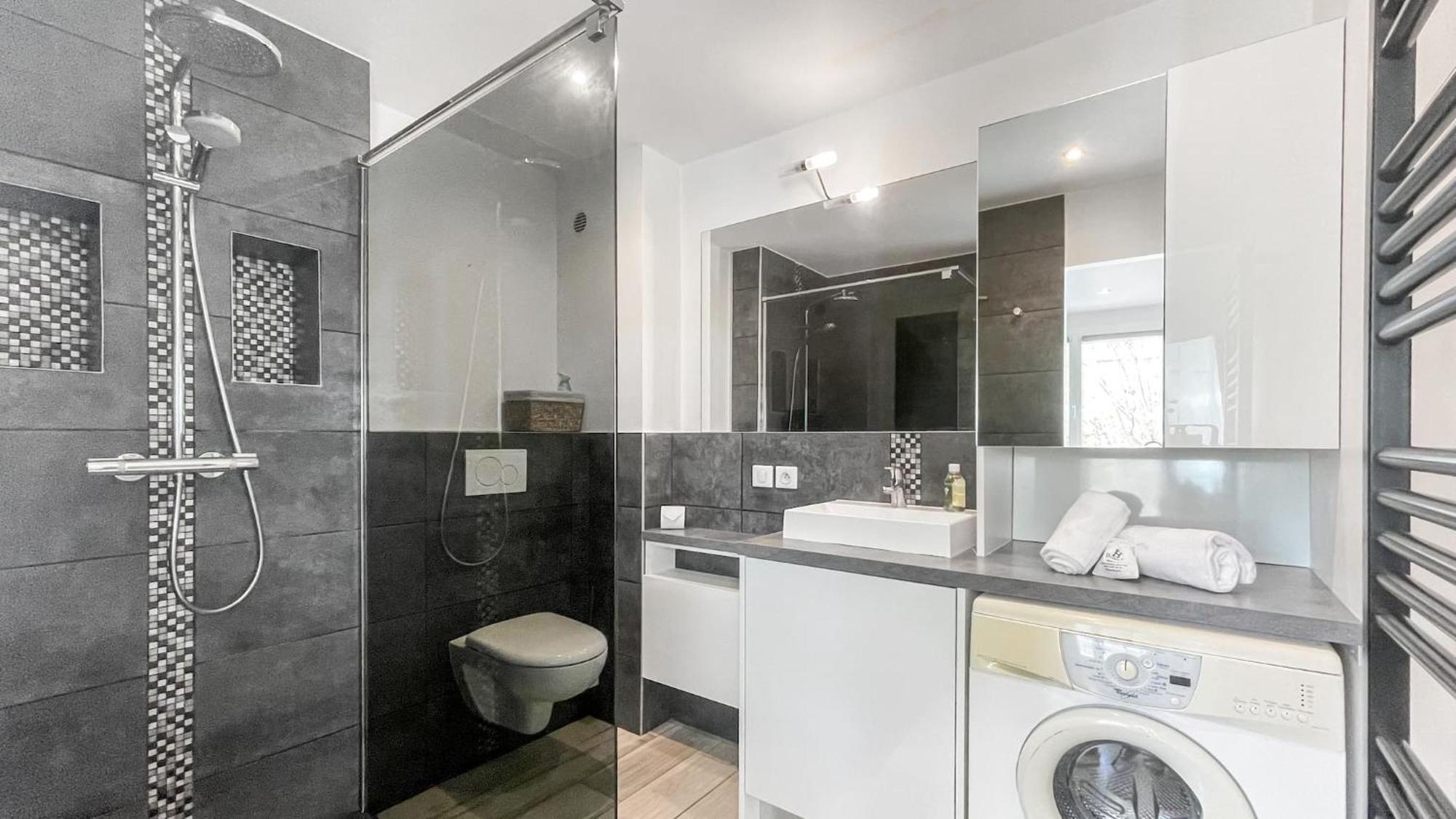 Apartamento Homey Tidy - New / Proche Centre / Parking Gratuit / Entierement Equipe